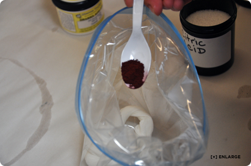 Put in bag, sprinkle acid dye