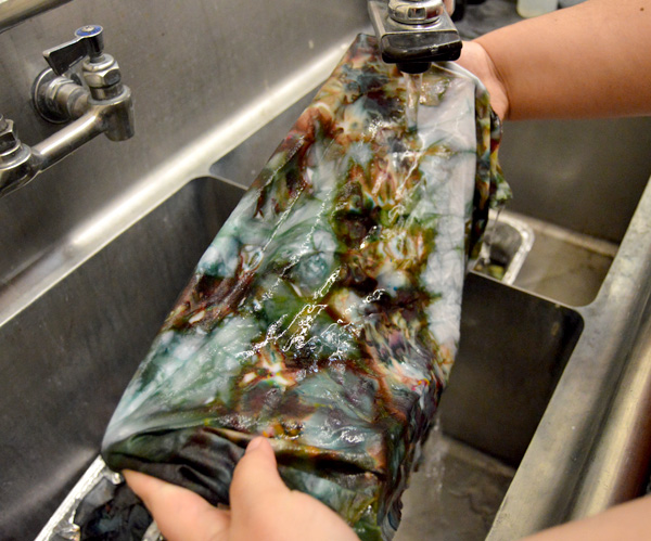 Ice Dyeing with Ugly Colors