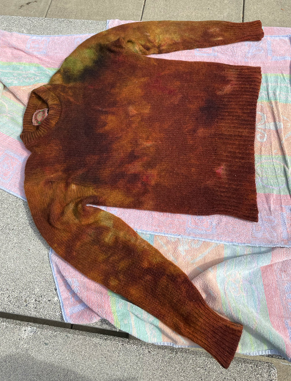 Dyed sweater cooling